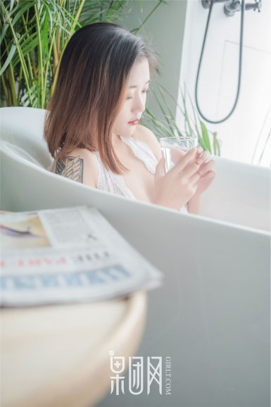 136家上市房企半年负债超10万亿 10家大型企业裁员过冬‘完美体育娱乐平台’(图1) 完美体育